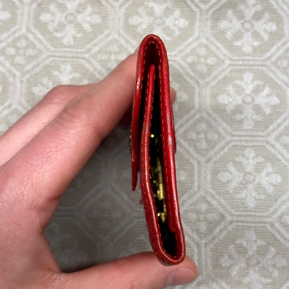 Preowned YLS Keyholder - Picture 4 of 9